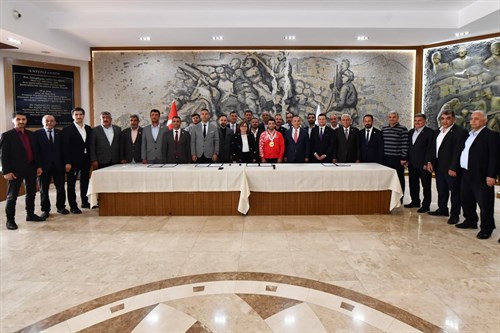 Gaziantep'te Gençler İçin Güçlü İş Birliği: "Muhtar Cup" Projesi Protokolü İmzalandı